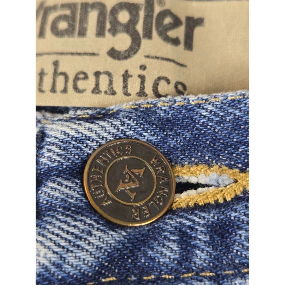 Wrangler Authentics Mens Fleece Jeans Size 42 x 30 Blue Denim 100% Cotton